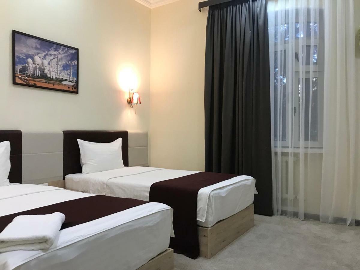 Karavan Street Hotel Tasjkent Exteriör bild